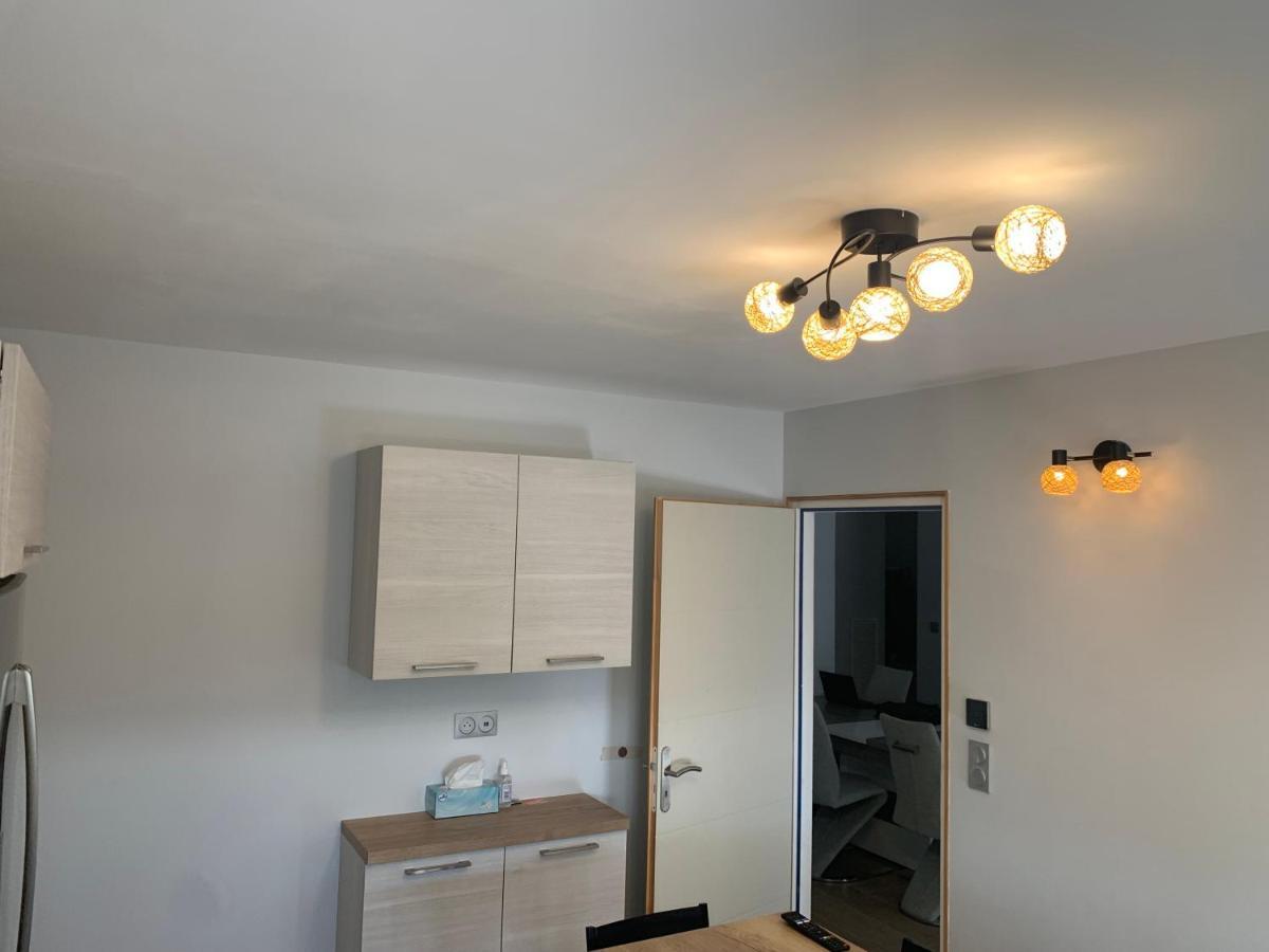 Maison Calme/Chambre Privee/Clim+Tv/Petit Dejeuner Inclu/Tout Confort Nevers Exterior photo